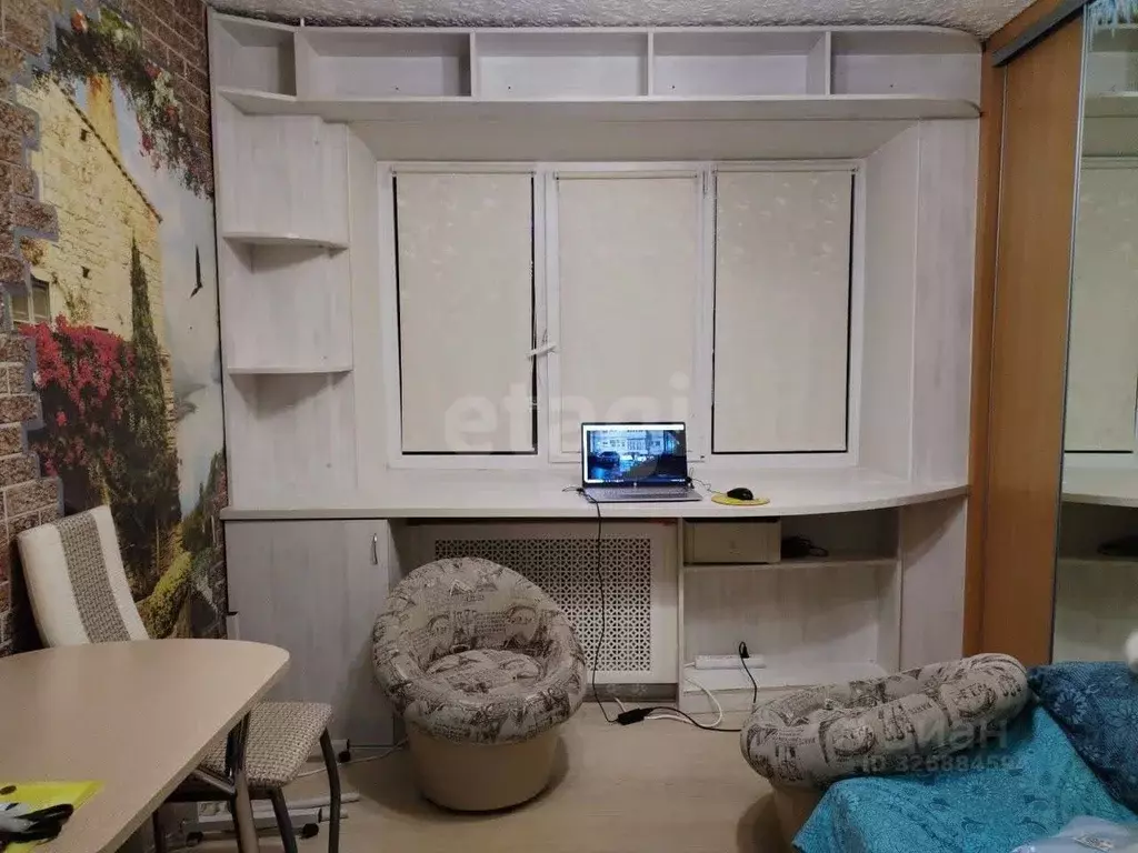 Студия Тюменская область, Тюмень проезд Геологоразведчиков, 6 (17.9 м) - Фото 1