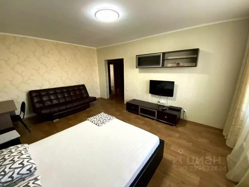 2-к кв. Ульяновская область, Ульяновск ул. Орлова, 27А (65.0 м) - Фото 0