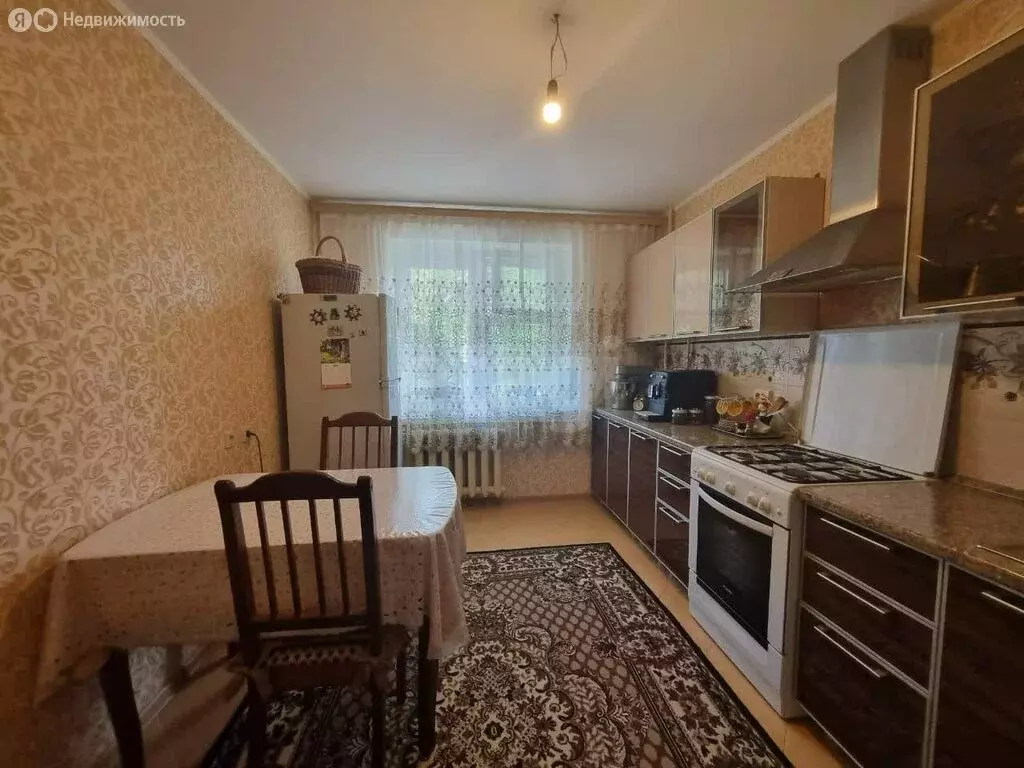 2-комнатная квартира: Зеленодольск, улица Декабристов, 5 (60.3 м) - Фото 1