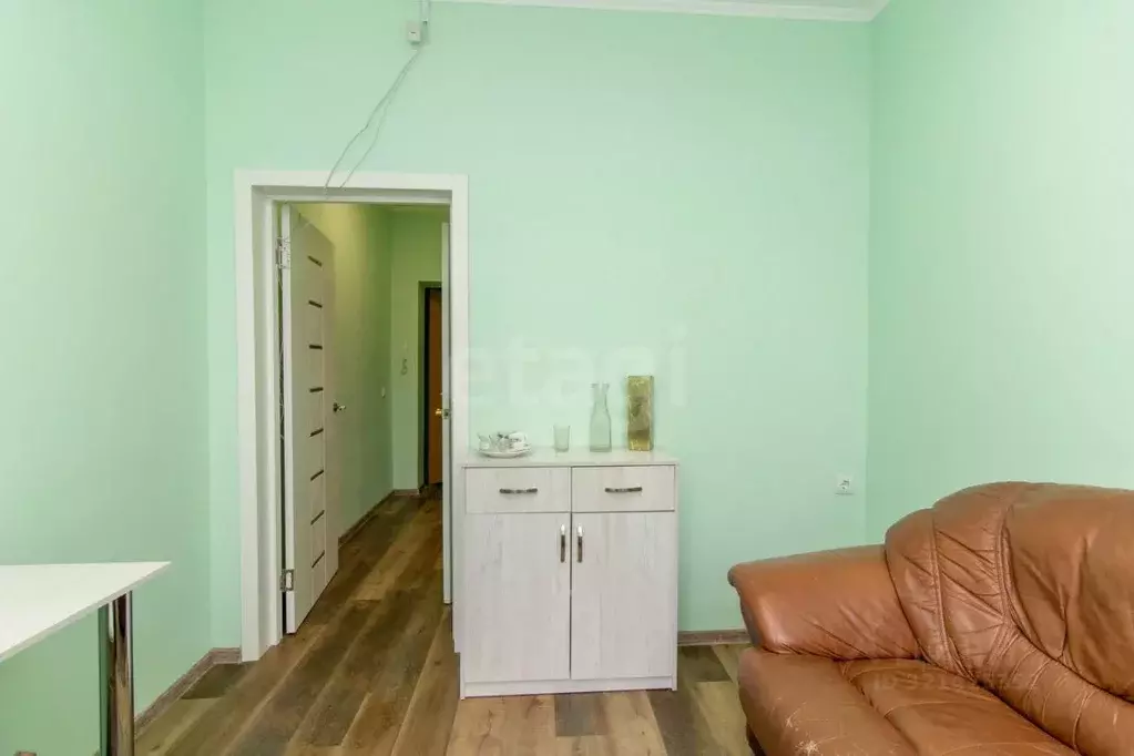 Офис в Омская область, Омск ул. 10 лет Октября, 203В (16 м) - Фото 1