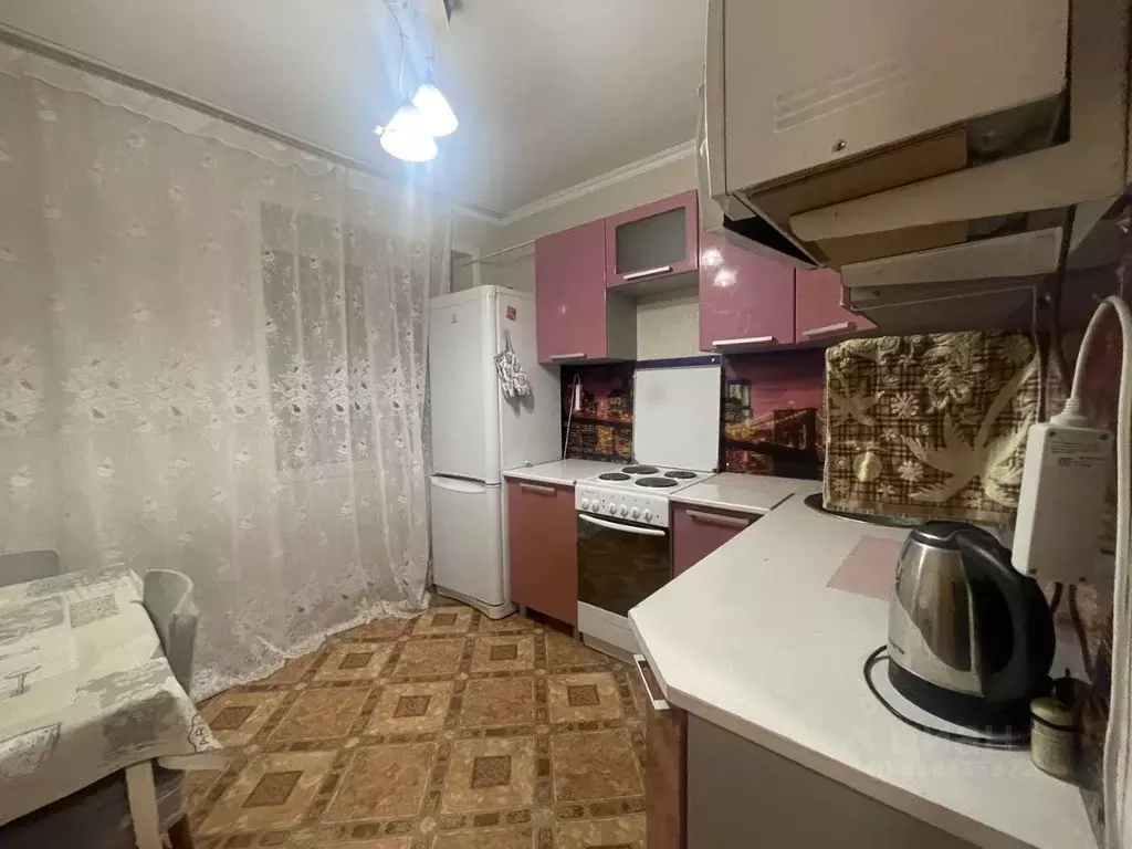 1-к кв. Белгородская область, Старый Оскол Космос мкр, 1А (36.0 м) - Фото 2