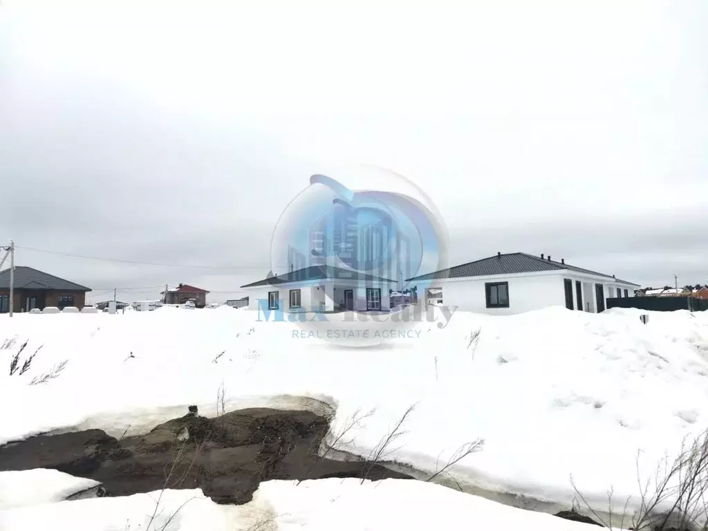 Участок в Московская область, Красногорск городской округ, д. ... - Фото 1