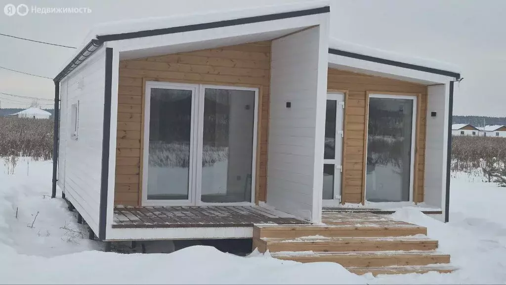 Дом в Свердловская область, Сысертский муниципальный округ, деревня ... - Фото 1