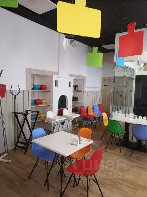 Помещение свободного назначения в Кировская область, Киров Октябрьский ... - Фото 2