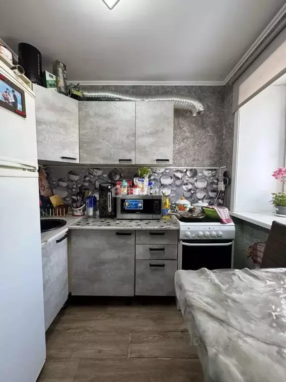 2-к кв. Бурятия, Улан-Удэ Геологическая ул., 20 (41.6 м) - Фото 1