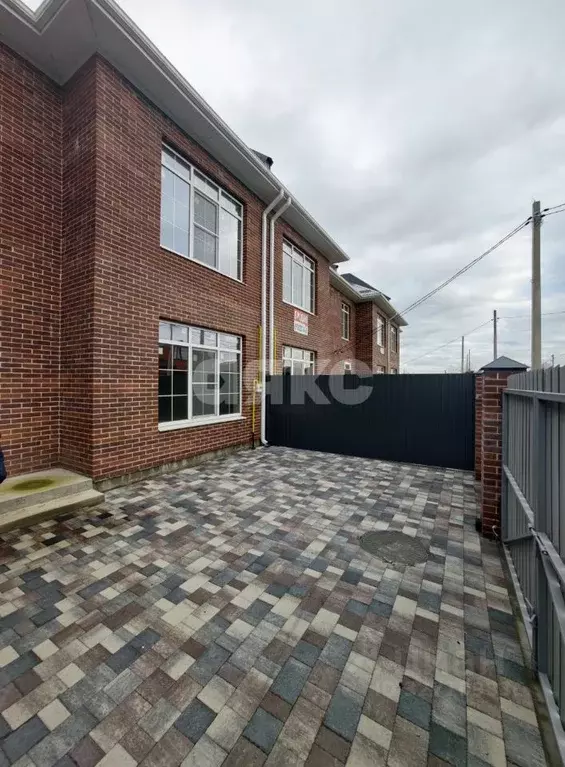 Таунхаус в Краснодарский край, Кореновск пер. Крымский (115 м) - Фото 1