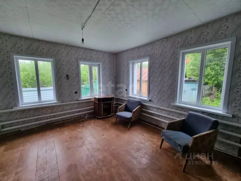 Дом в Саратовская область, Самойловский район, Святославское ... - Фото 1