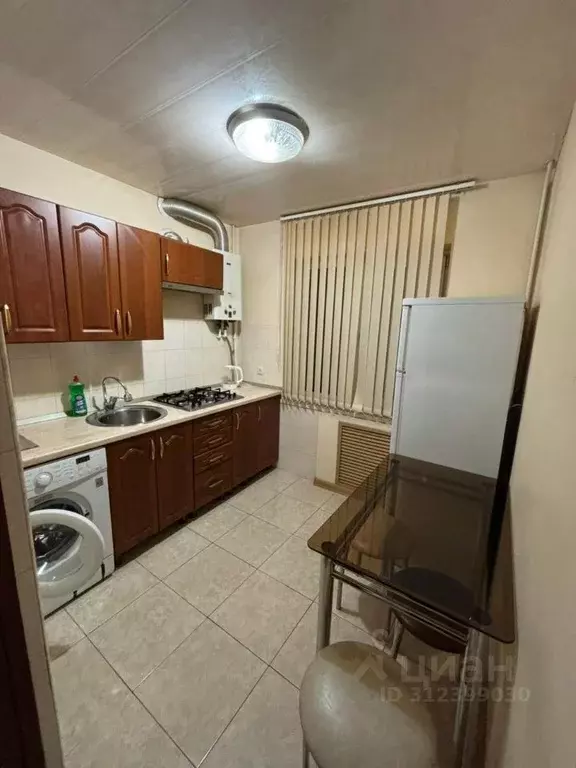 1-к кв. Кабардино-Балкария, Нальчик ул. Горького, 22 (35.0 м) - Фото 1