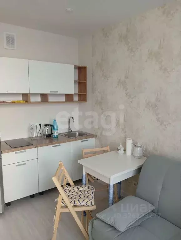 Студия Тюменская область, Тюмень ул. Тимофея Чаркова, 87 (20.0 м) - Фото 1