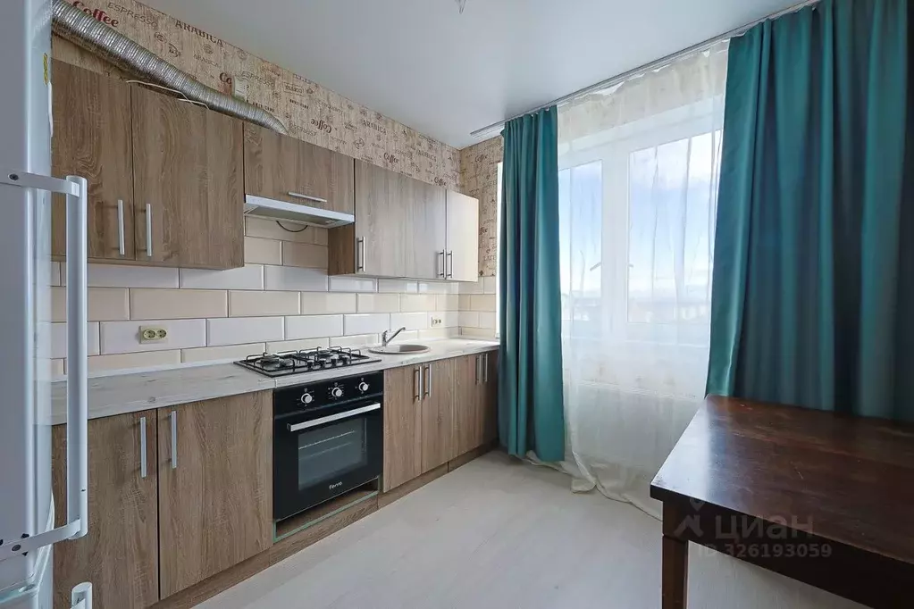 1-к кв. Калининградская область, Калининград Летняя ул., 70 (31.3 м) - Фото 1