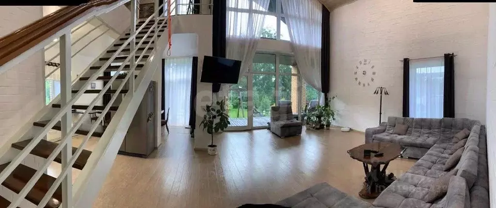 Дом в Алтай, Майминский район, с. Майма ул. М. Стяжкина, 42 (353 м) - Фото 0