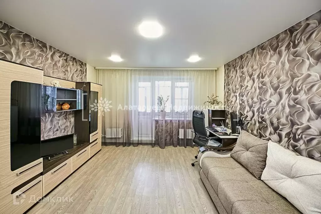 Продаётся 3-к квартира, 65 м - Фото 1