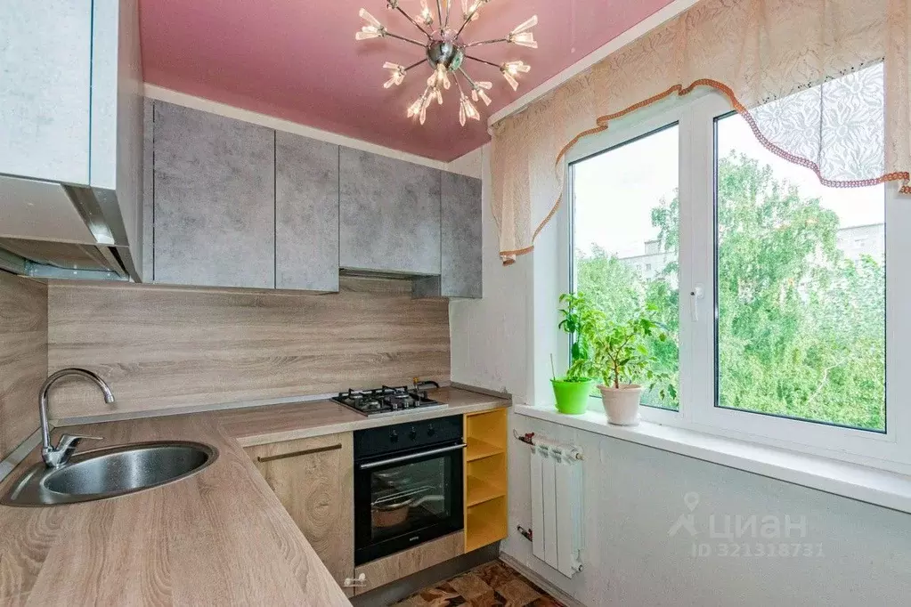 2-к кв. Свердловская область, Екатеринбург ул. Серафимы Дерябиной, 25 ... - Фото 0