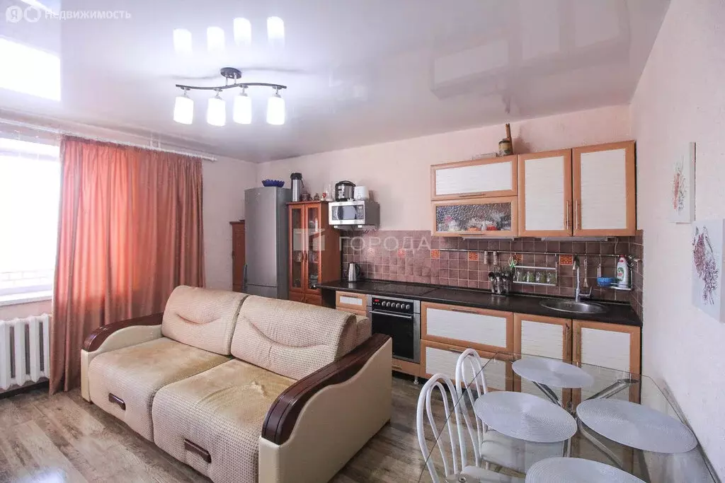 2-комнатная квартира: Новоалтайск, Высоковольтная улица, 12 (60.9 м) - Фото 1