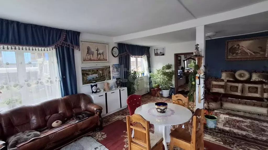 Дом в Алтайский край, Алтайский район, Айский сельсовет, с. Ая ул. ... - Фото 1