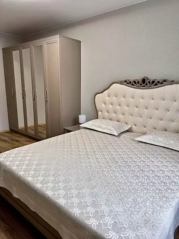 2-к кв. Северная Осетия, Владикавказ ул. Курсантов-Кировцев, 41 (68.0 ... - Фото 1