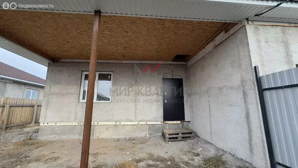 Дом в Усть-Абаканский район, село Калинино (182 м) - Фото 2