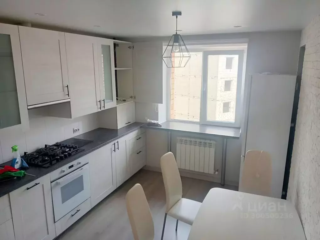 2-к кв. Смоленская область, Смоленск просп. Гагарина, 43А (70.0 м) - Фото 2