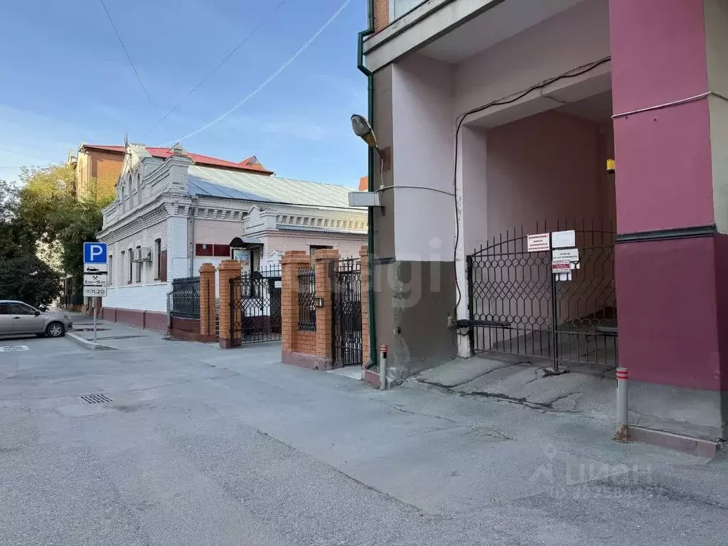 Гараж в Тюменская область, Тюмень ул. Хохрякова, 10 (17 м) - Фото 2