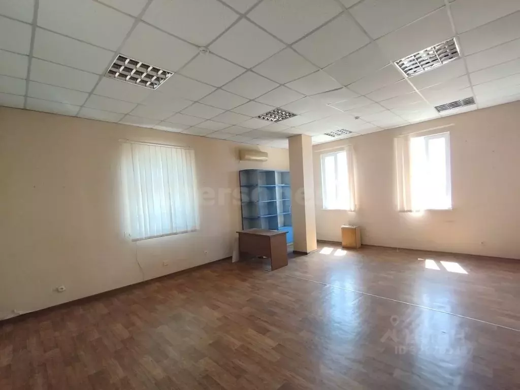 Офис в Севастополь ул. Хрусталева, 44Б (40 м) - Фото 1