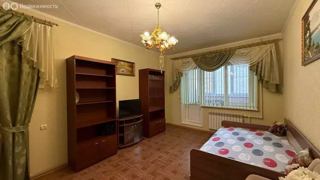 1-комнатная квартира: Астрахань, микрорайон имени Бабаевского, ... - Фото 1