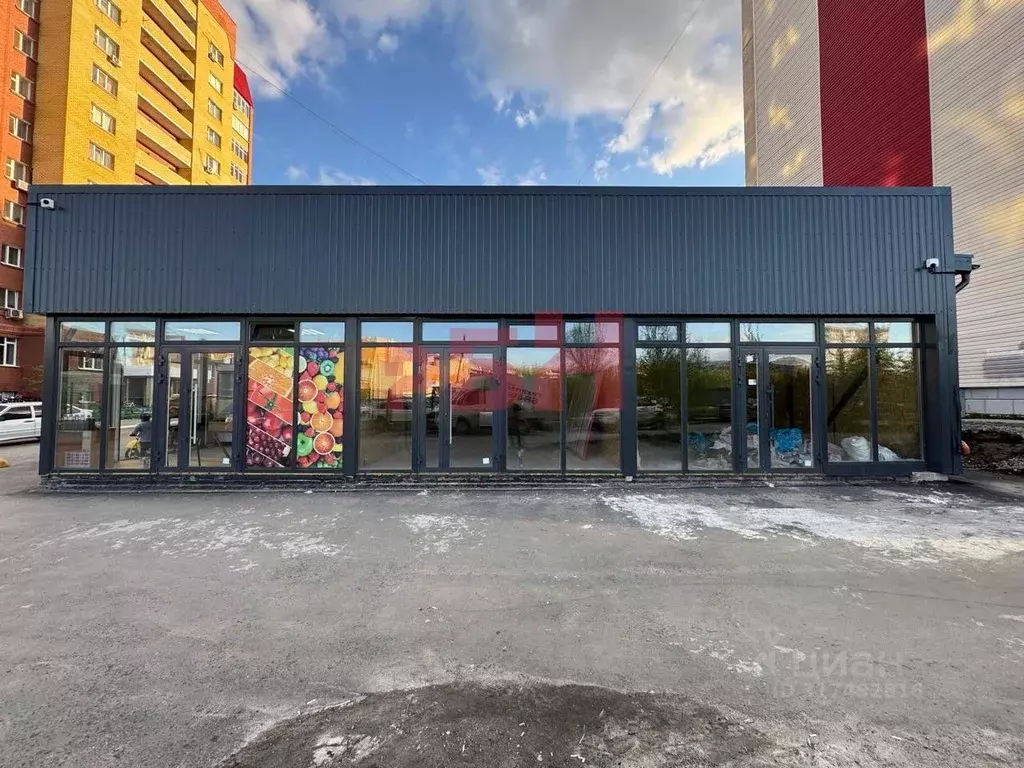 Торговая площадь в Тюменская область, Тюмень ул. Пермякова, 68/2/1 (50 ... - Фото 1
