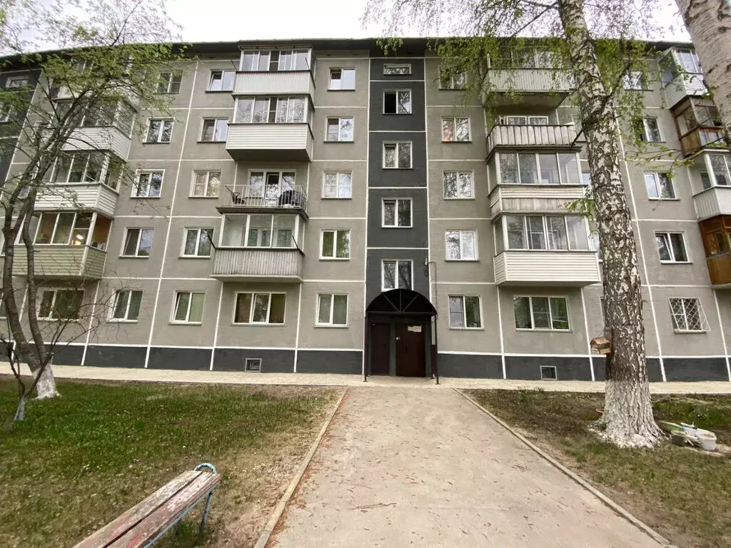 3-комнатная квартира: Новосибирск, улица Петухова, 50 (57 м) - Фото 0
