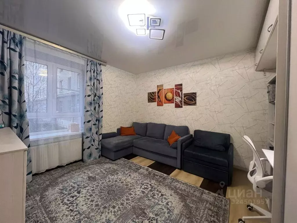 1-к кв. Санкт-Петербург пос. Шушары, Ленсоветовский тер., 27 (30.2 м) - Фото 1