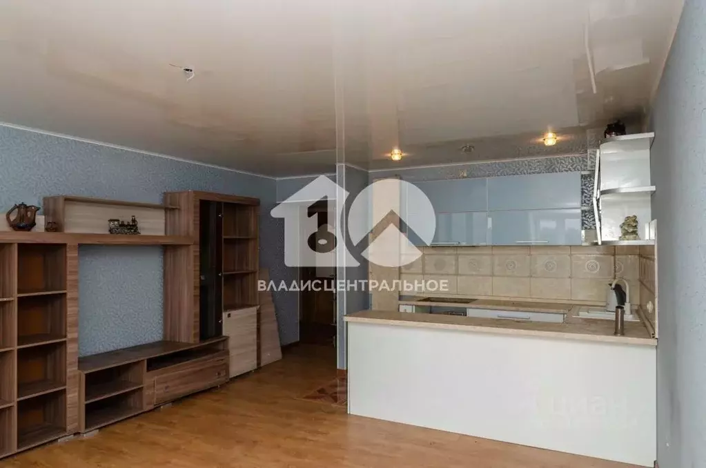 3-к кв. Новосибирская область, Новосибирск Кубовая ул., 115 (73.0 м) - Фото 0