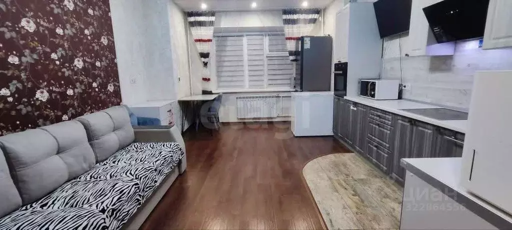 2-к кв. Ханты-Мансийский АО, Сургут просп. Мира, 19 (61.6 м) - Фото 0