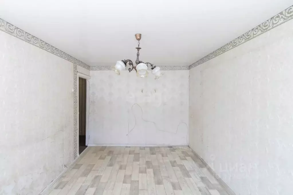 2-к кв. Тюменская область, Тюмень ул. 50 лет ВЛКСМ, 79 (43.3 м) - Фото 1