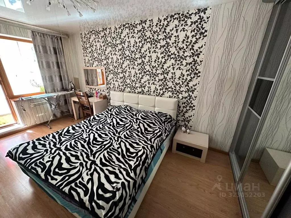 3-к кв. Приморский край, Владивосток ул. Толстого, 48 (52.0 м) - Фото 1