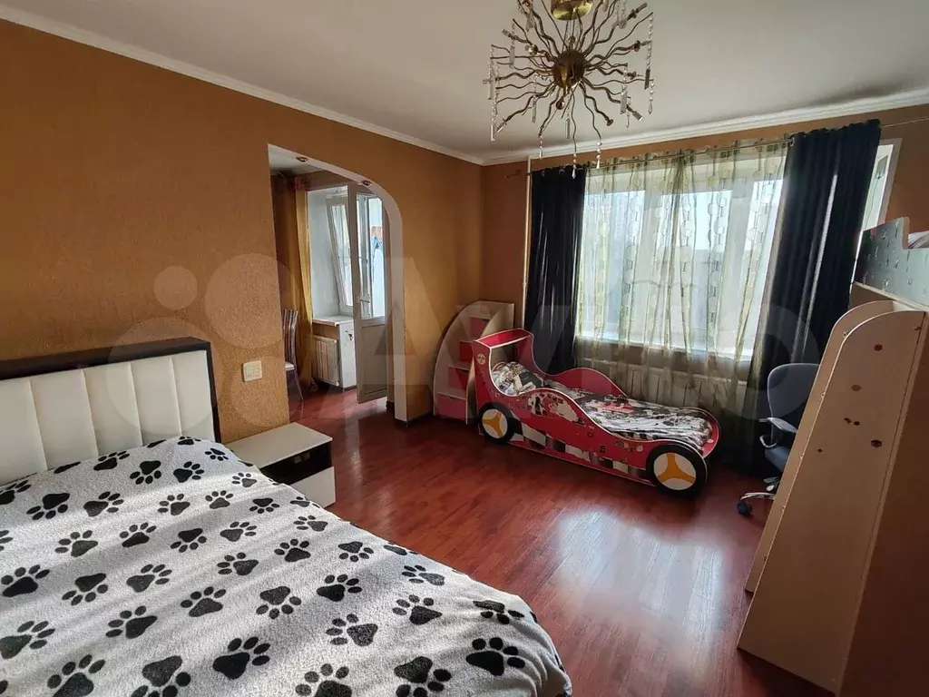 1-к. квартира, 35 м, 4/9 эт. - Фото 1