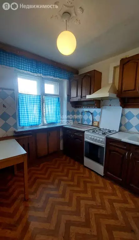 2-комнатная квартира: Смоленск, улица Черняховского, 1 (43.4 м) - Фото 0