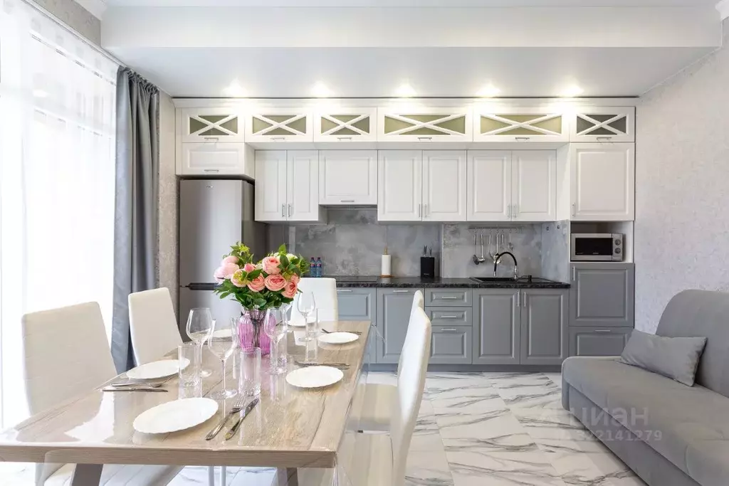 3-к кв. Краснодарский край, Сочи Светлана мкр, ул. Гагринская, 3/8 ... - Фото 1