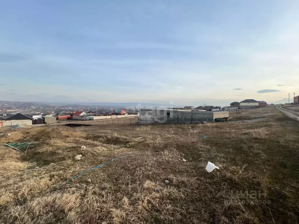 Участок в Ингушетия, Назрановский район, с. Экажево Южная ул. (6.0 ... - Фото 1