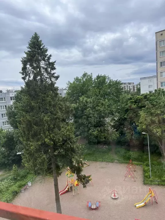 2-к кв. Ленинградская область, Выборг просп. Победы, 35 (64.5 м) - Фото 0
