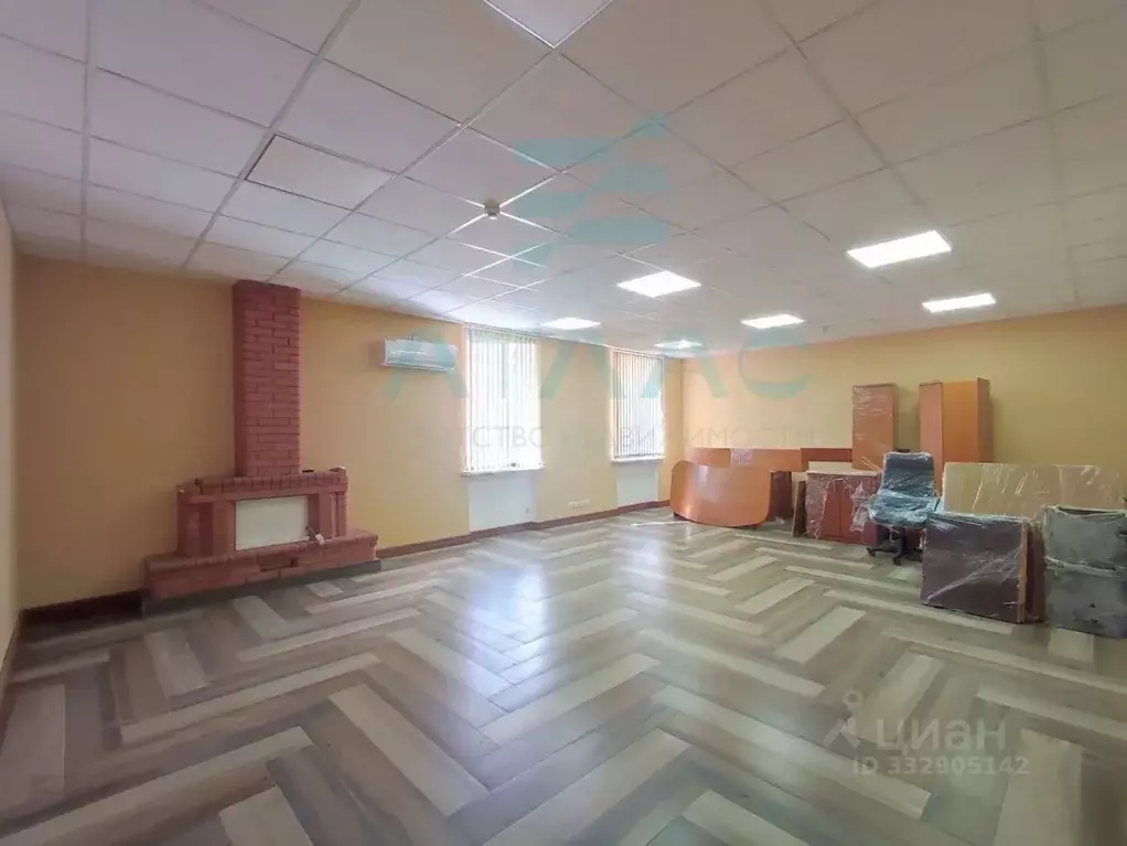 Офис в Крым, Симферополь городской округ, Комсомольское пгт  (106 м) - Фото 1