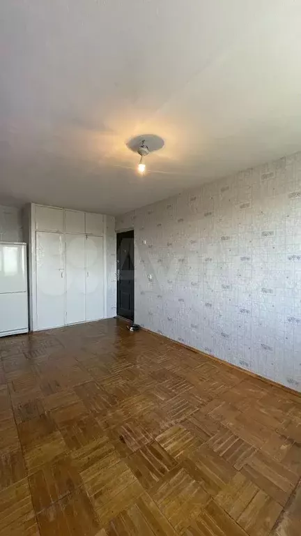 Комната 18 м в 8-к., 8/10 эт. - Фото 1
