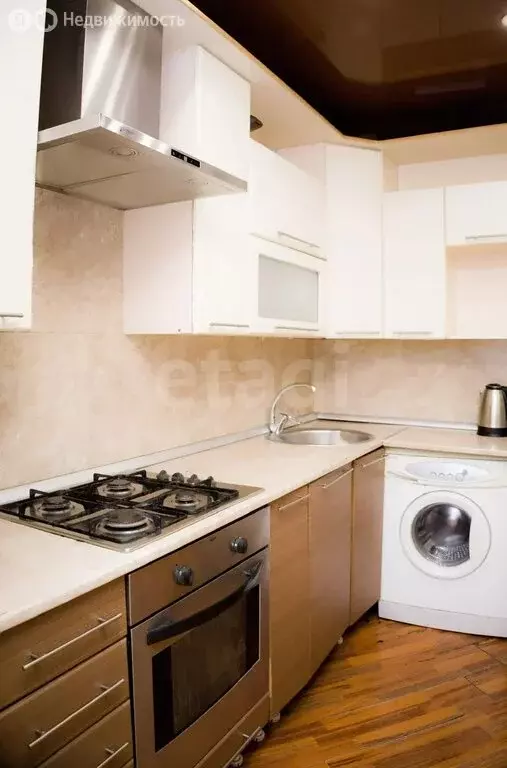 3-комнатная квартира: Стерлитамак, Коммунистическая улица, 34 (62.5 м) - Фото 2