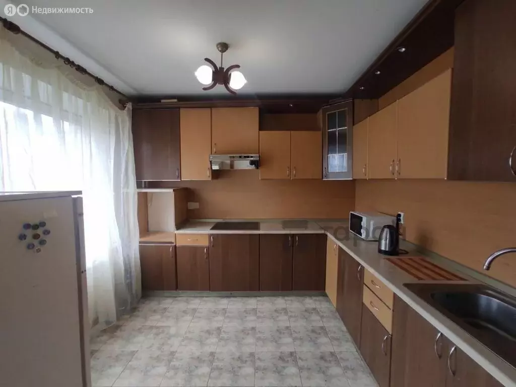 5-комнатная квартира: Челябинск, проспект Победы, 380Б (110 м) - Фото 0