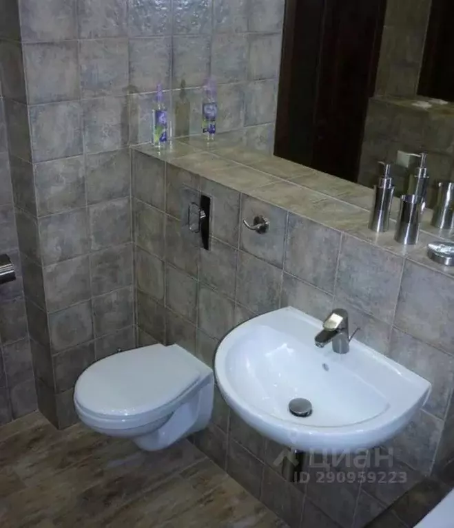 1-к кв. Омская область, Омск просп. Комарова, 9к2 (36.0 м) - Фото 2