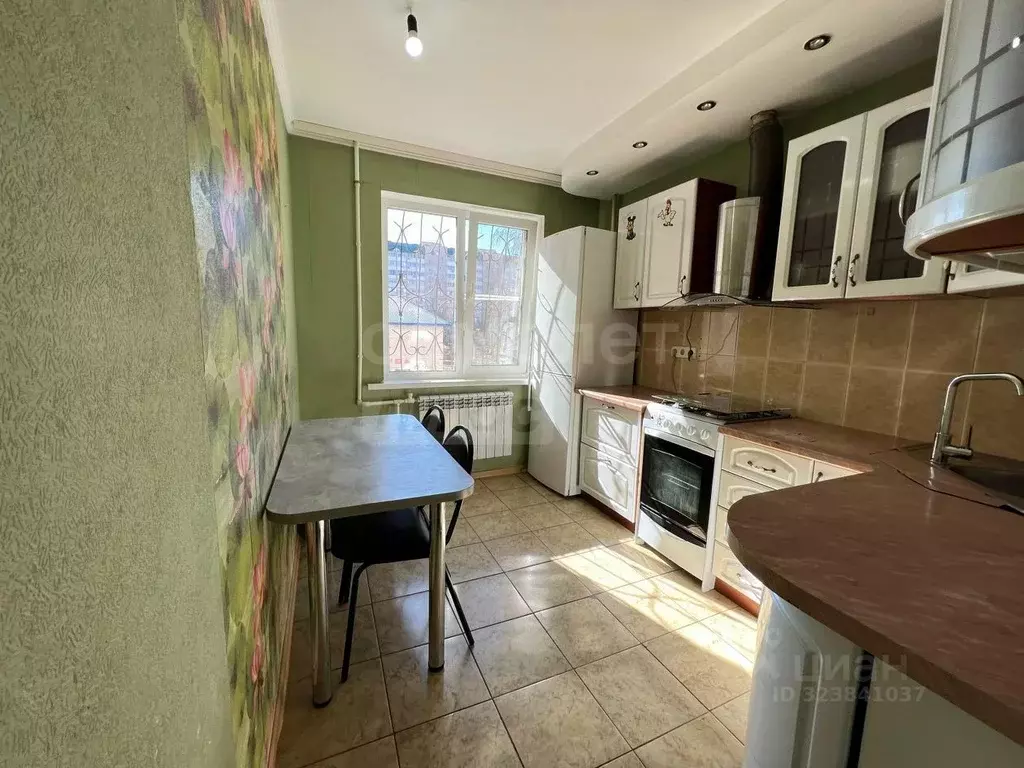 3-к кв. Оренбургская область, Оренбург Салмышская ул., 46 (65.4 м) - Фото 1