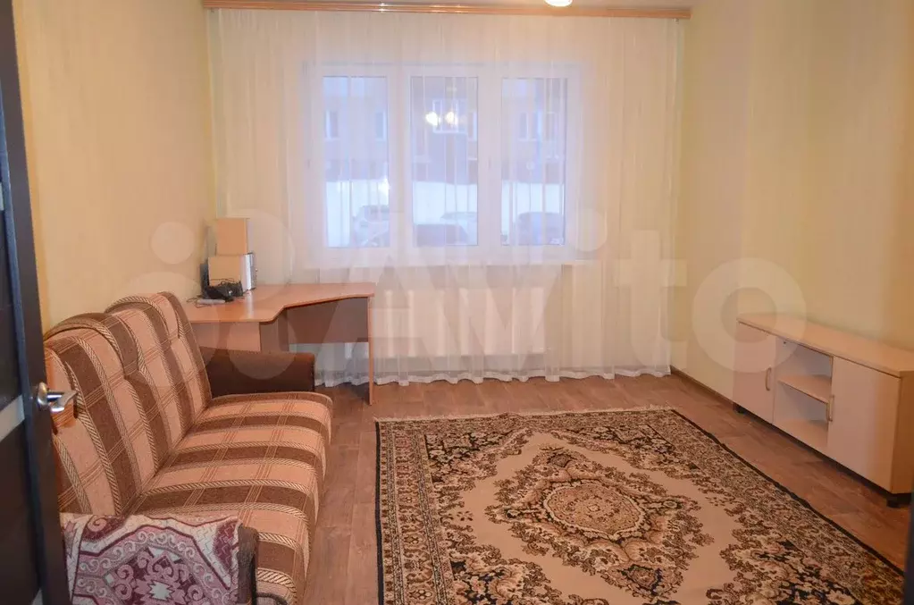1-к. квартира, 38 м, 1/3 эт. - Фото 0