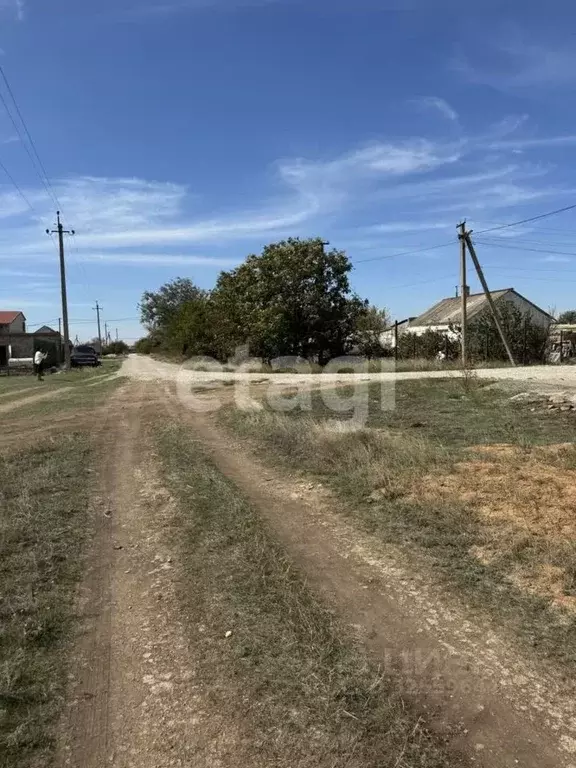 Участок в Крым, Сакский район, Лесновское с/пос, с. Куликовка ул. ... - Фото 2
