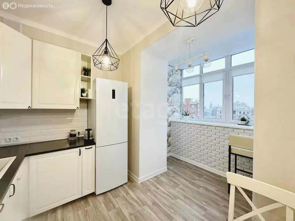 3-комнатная квартира: Тобольск, улица Семёна Ремезова, 19А (96 м) - Фото 2