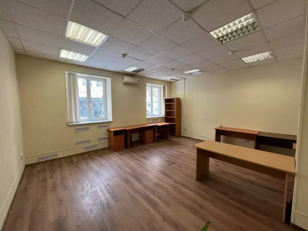 Офис в Санкт-Петербург ул. Бабушкина, 21К (5 м) - Фото 1