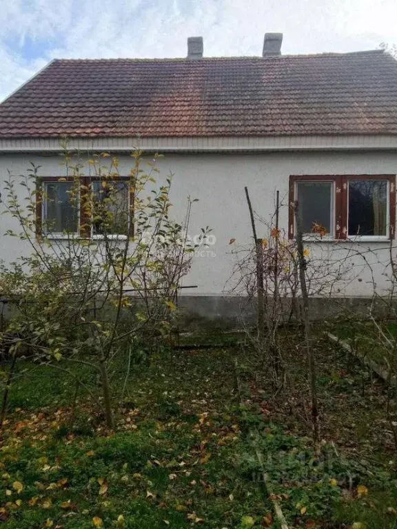 Дом в Крым, Феодосия муниципальный округ, с. Краснокаменка  (100 м) - Фото 1