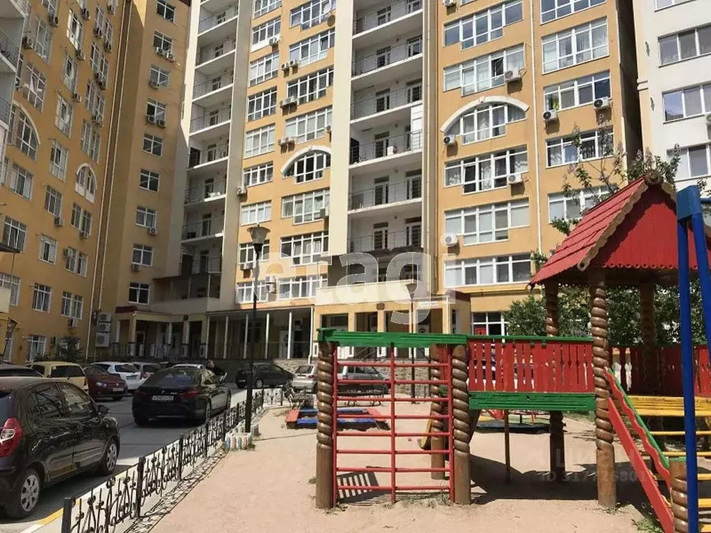 4-к кв. Крым, Симферополь ул. Балаклавская (167.0 м) - Фото 0