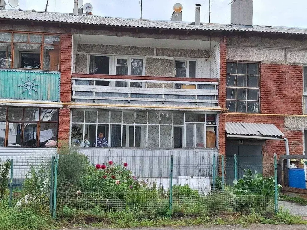 3-к кв. Свердловская область, Верхняя Пышма городской округ, пос. ... - Фото 0